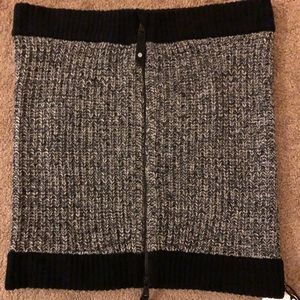 Lululemon Neck Warmer
